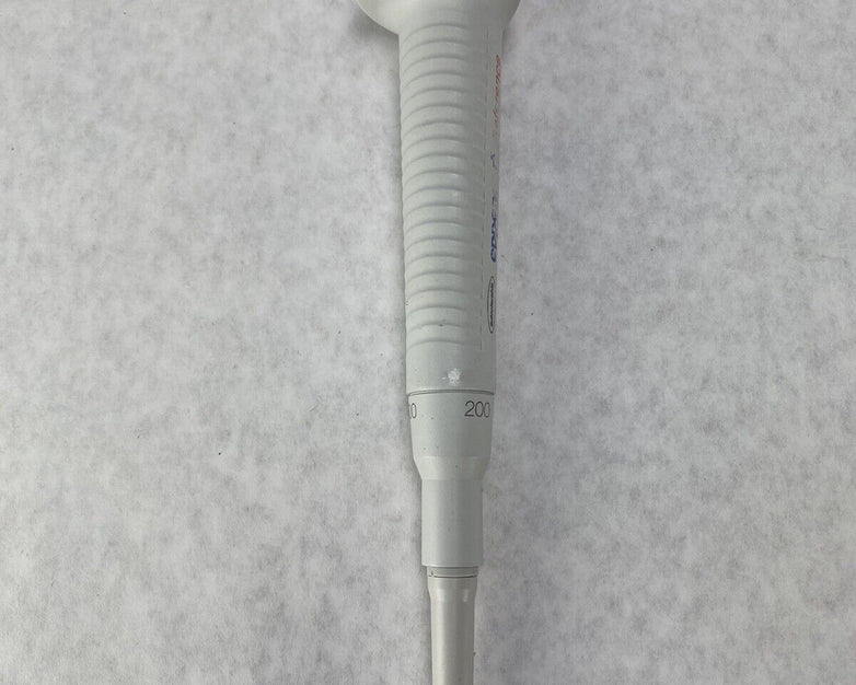 Eppendorf Reference Adjustable Volume Single Channel Pipette 50-200 uL