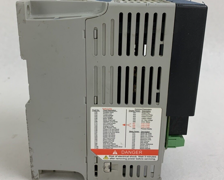 Allen Bradley 22A-D4P0N104 Series A 1.5kW/2.0HP 460V Untested Parts and Repair