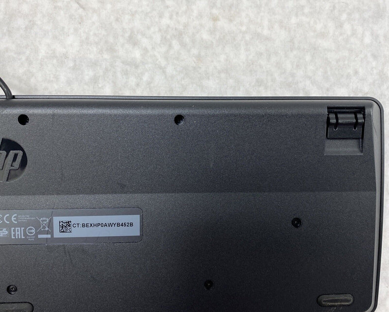 HP PH0U Slim USB Wired 105 key QWERTY Keyboard Black
