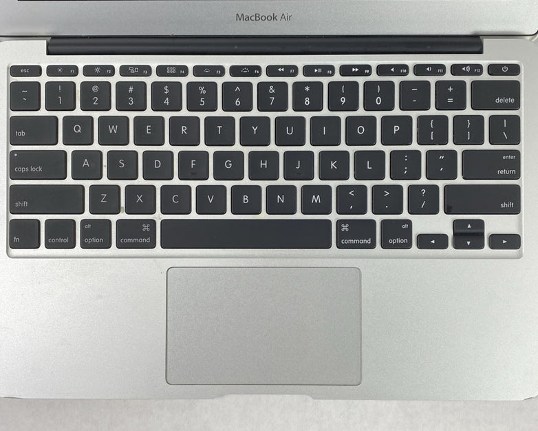 Apple MacBook Air A1465 2015 11" 1.6Ghz i5 4GB RAM 120GB SSD os12.7.6 304 Cycles