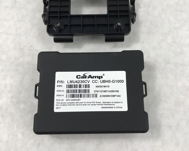 CalAmp LMU-4230 LTE Fleet Management Device UBH0-G1000 W/ Mount