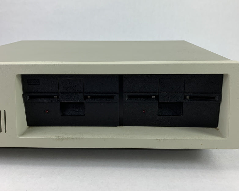 IBM 5150 Personal Computer Desktop Computer Boots to Parity Check 1 No HDD No OS
