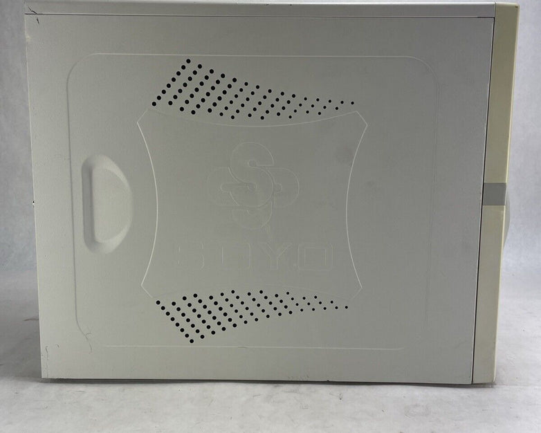 Vintage SOYO Mid Tower Computer Case w/Hi-Q Power ATX-300GU 300W Power Supply