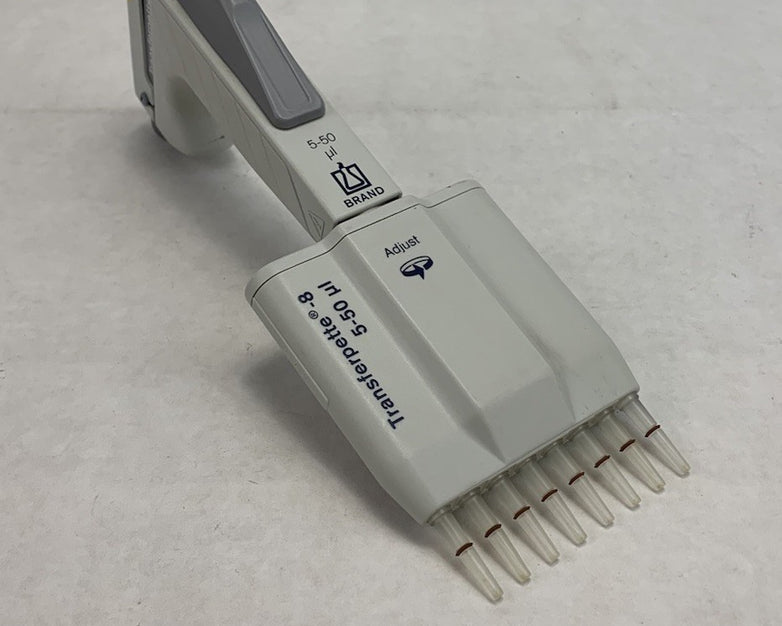 BrandTech Transferpette -8 5-50 µL 8 Channel Adjustable Pipette