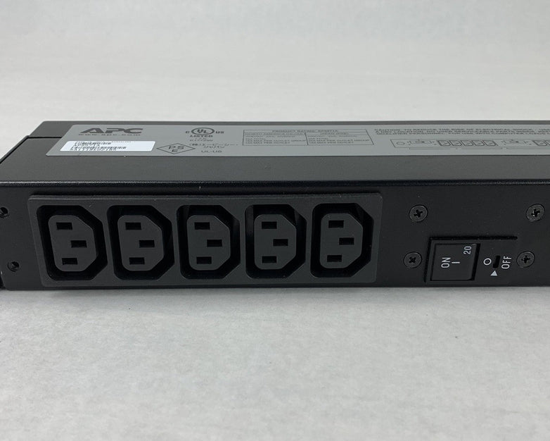APC AP9571A Basic 1U Rack PDU Power Strip