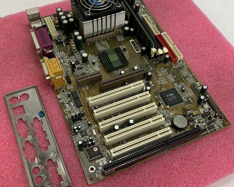 VIA VT 8363-686A Motherboard AMD Duron 800MHz 256MB RAM w/Shield