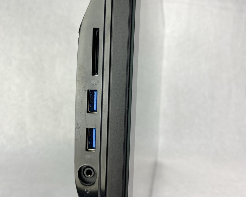 Dell Inspiron 22-3265 21.5" Touch AIO AMD E2-7110 1.80GHz 4GB RAM No HDD OS