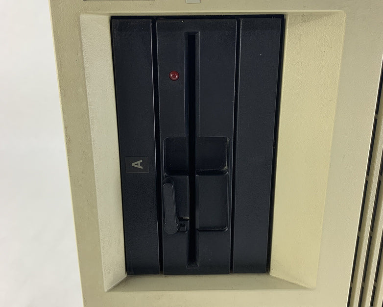 Wang PC-XC2-2 Computer Desktop Tower Powers On No OS No HDD