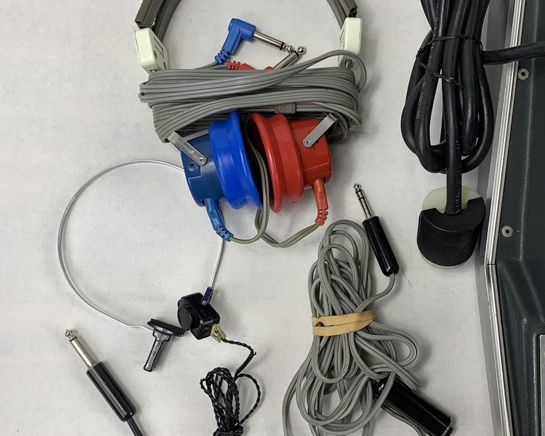 Beltone Special Instruments 120 Audiometer w/ Headphones - Untested