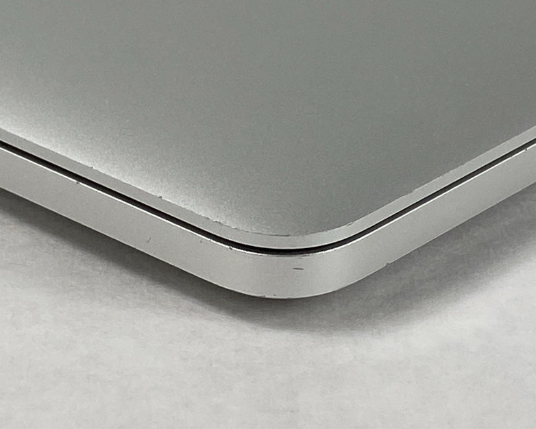 Apple MacBook Pro A1398 2015 15" 2.2GHz i7 16GB RAM 256GB SSD os11.7 -Bad Screen