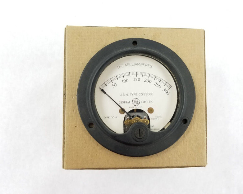 GE U.S.N Type CG-22066 DC Milliamperes 8D041