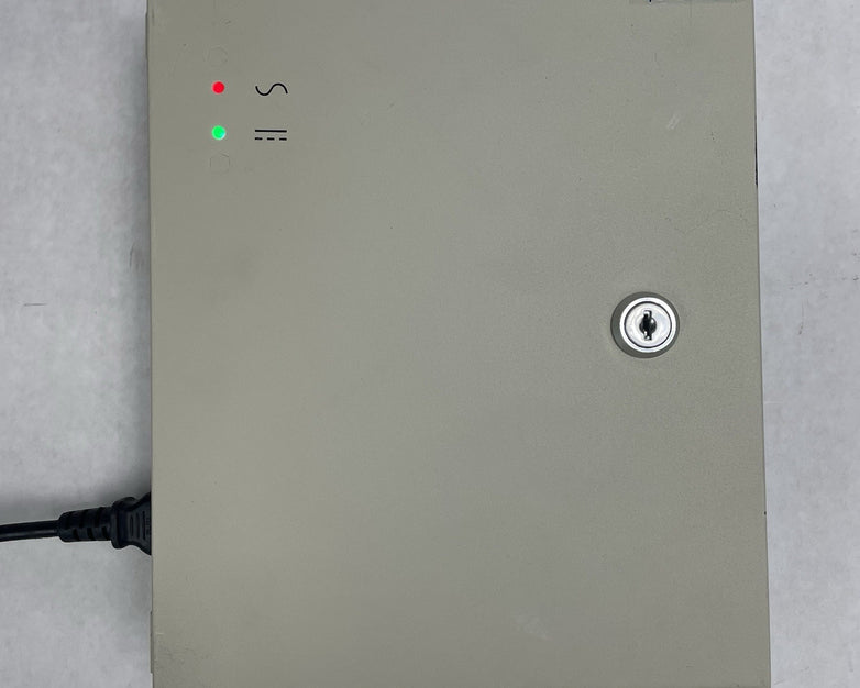 18 Channel Port 12V DC 10 Amp Amper with Power Supply No Keys