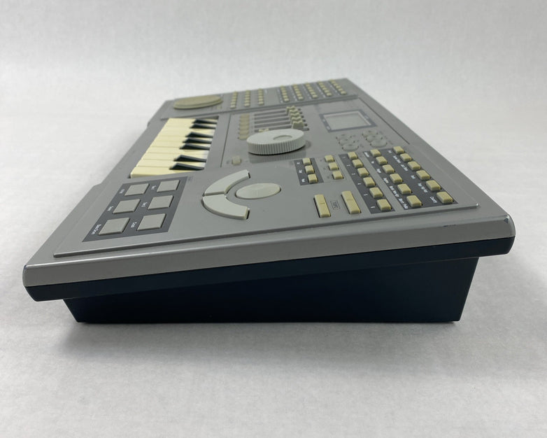 Oregon Scientific Wav DJ VM-108 Musical Sound Generator Synthesizer