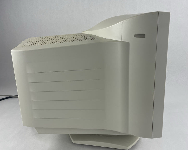 CTX Ultra Screen PR700 16" CRT Color VGA Tube Computer Monitor Retro Gaming