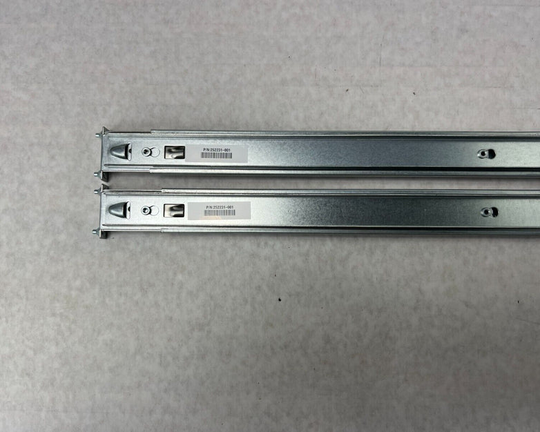 HP 252228-001 Left and Right Server Rails