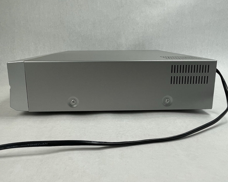 Polaroid DVC-2000 4 Head Hi-Fi Stereo VCR DVD Player For Parts