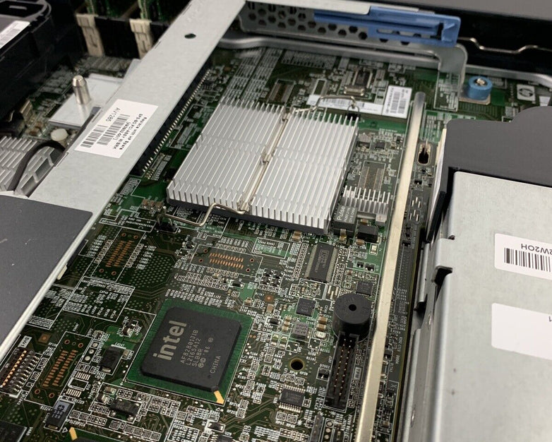 HP ProLiant DL360 Gen 7 Server Intel Xeon E5645 2.4 GHz 6 GB RAM No HDD No OS