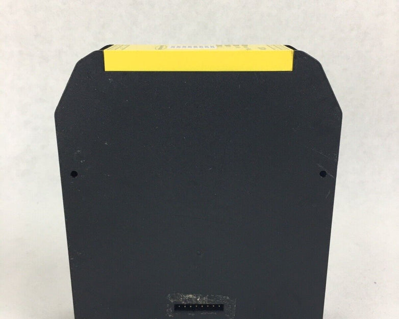 Banner XS2RO Expandable Safety Controller Output Module 85075 6A/250V Untested