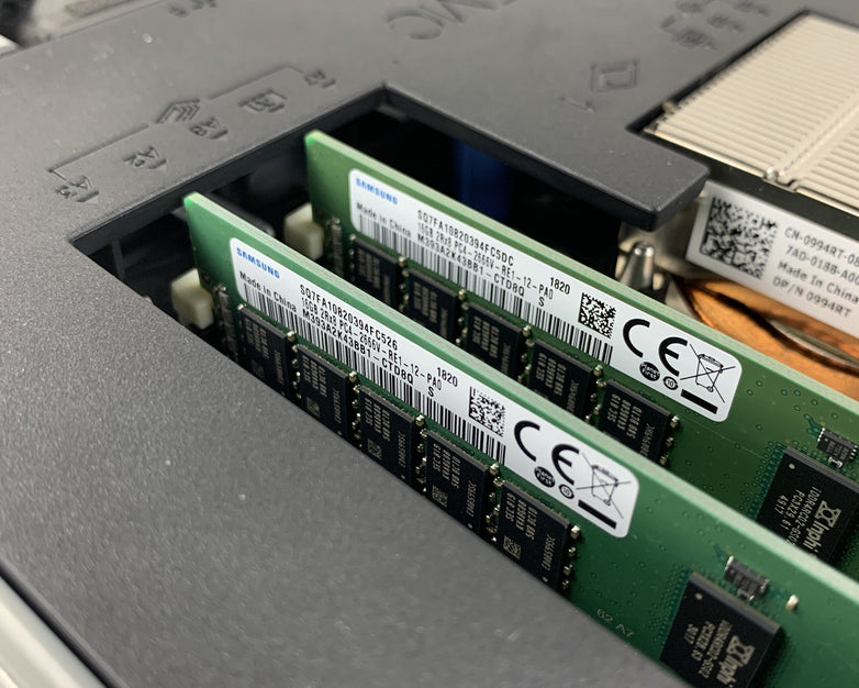 Dell PowerEdge R440 2x Xeon Silver 4110 2.1 GHz 128 GB RAM No HDD NO OS
