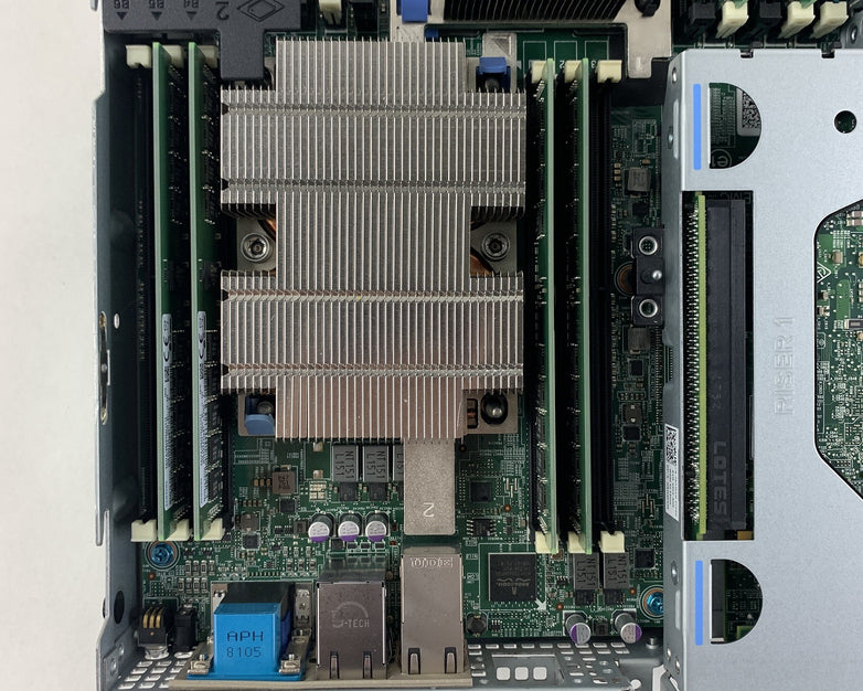 Dell PowerEdge R440 2x Xeon Silver 4110 2.1 GHz 128 GB RAM No HDD NO OS