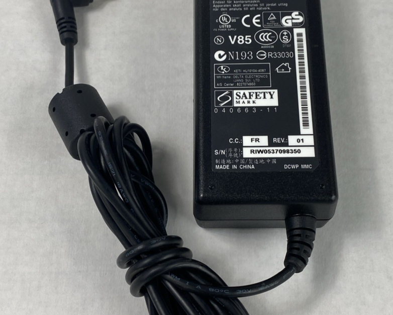 Delta Electronics SADP-65KB 65W 19V 3.42A AC Adapters (Lot of 3)