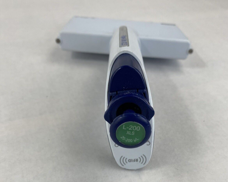 Rainin Pipet-Lite XLS L-200 20-200 uL LTS 12-Channel Pipette