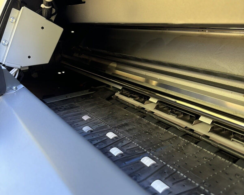 HP CQ869A Designjet L26500 Latex Printer Tested Needs Ink No Hard Drive No OS