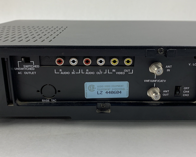 Zenith VRE510HF 4-HEAD Player Recorder Tested White Bar on Top and Bottom