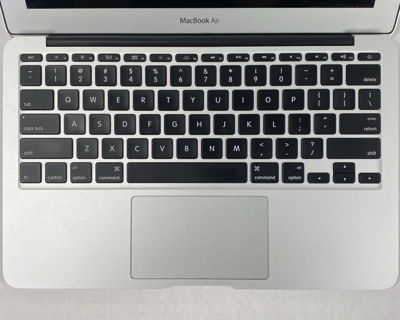 Apple MacBook Air A1465 2015 11" 1.6Ghz i5 4GB RAM 120GB SSD os11.7.1 706 Cycles