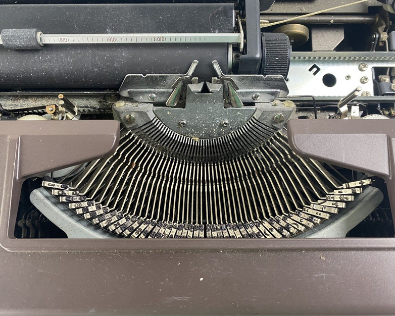 Parts and Repair Brother 3800 Correct Automatic 12 Electric Typewriter & Case