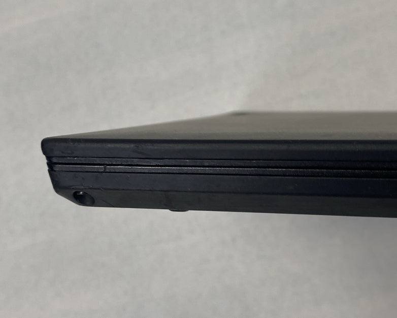 Lenovo ThinkPad T470 Core i5-6300U 2.40 GHz 8 GB RAM 14" No Battery No HDD No OS