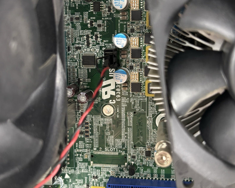 Dell Precision Tower 3620 Xeon E3-1220v5 3 GHz 16 GB RAM No HDD No OS