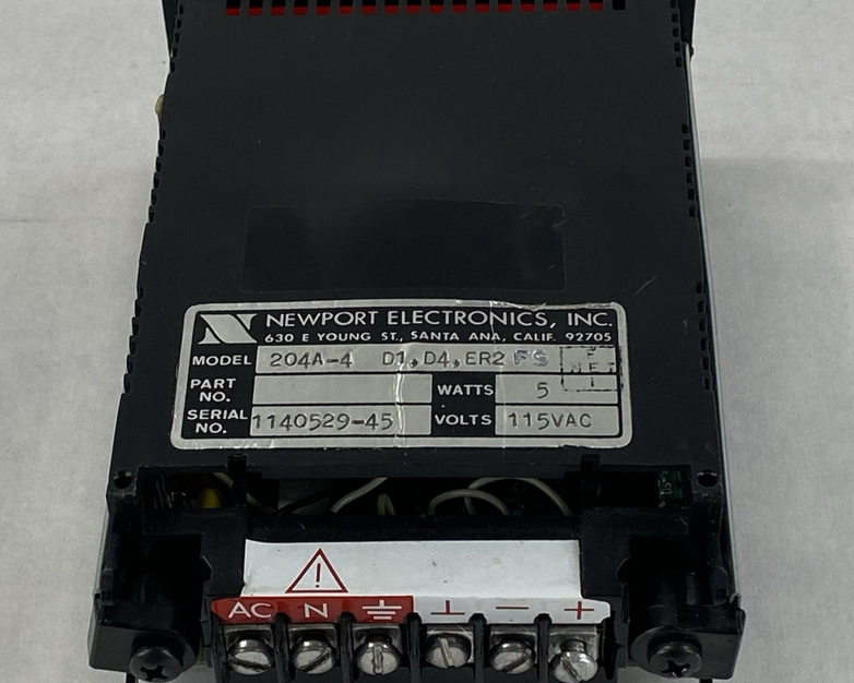 Newport Electronics 204A-4 D1 D4 ER2 FS Voltmeter