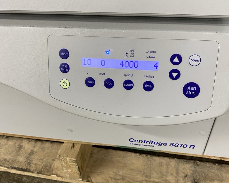 Eppendorf 5810R Refrigerated Centrifuge w/ A-4-62 Rotor