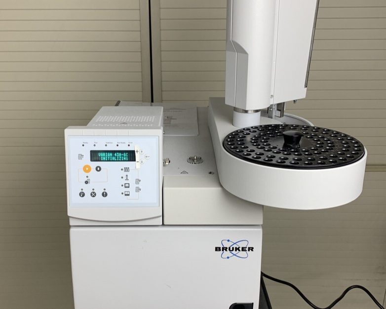 Bruker 430-GC Gas Chromatograph w/ Varian CP8400 Autosampler Powers Tested