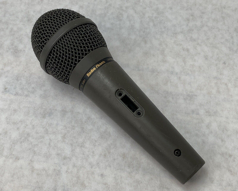 Radio Shack 33-3001 Uni-Directional Dynamic Microphone - Missing On/Off Switch