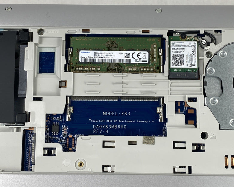 HP ProBook 450 G4 Core i5-7200U 2.50 GHz 8 GB RAM 15.6" No HDD No OS