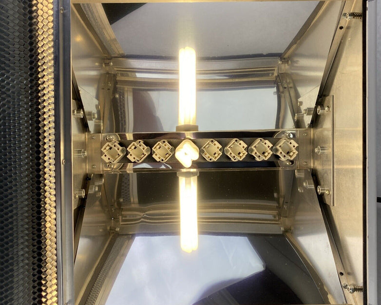 VIDESSENCE AA311471 16"X16" Studio Light with Honeycomb Grid and Grid Clamp