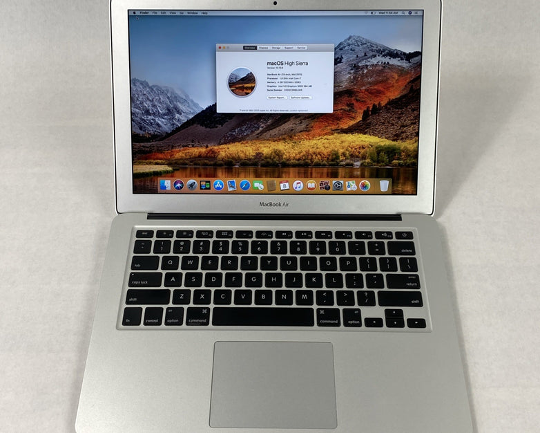 Apple A1369 MacBook Air 2011 13" 1.8Ghz i7 4GB RAM 250GB SSD os10.13.6 969Cycles