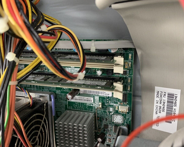 IBM xSeries 206m Server 1x Pentium 4 3.2 GHz 1 GB Ram No OS No HDD