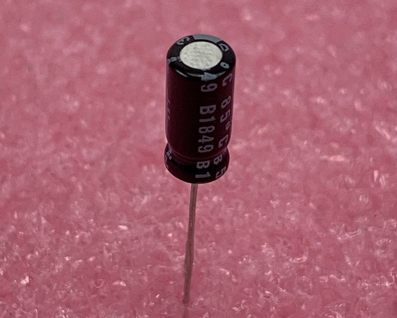 Nichicon 22uF 63V Radial Electrolytic Capacitor (Lot of 9)