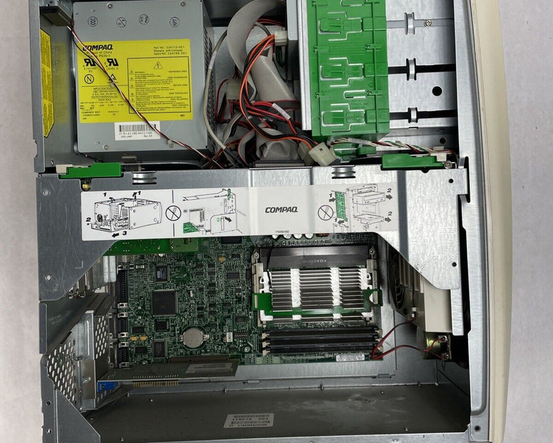 Compaq DeskPro P550 MT Intel Pentium III 550MHz 384MB RAM No HDD No OS