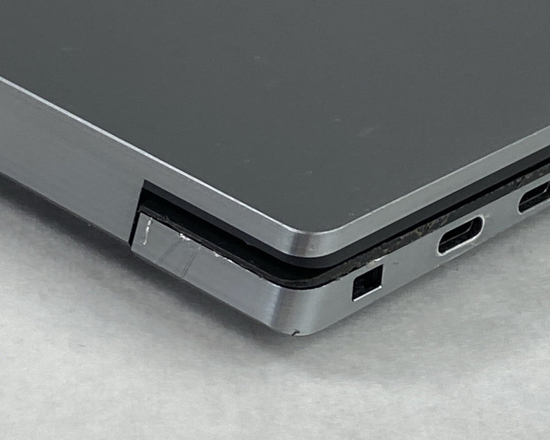 Dell Precision 5550 Xeon W10855M 2.8 GHz 16 GB RAM 15.6" No Battery No HDD No OS