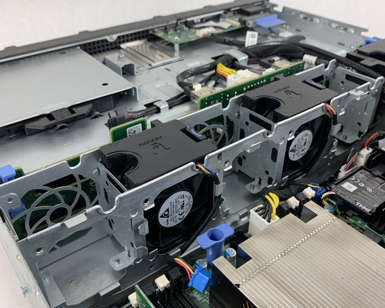 Dell EMC Poweredge R530 2x Xeon E5-2620v3 2.4 GHz 32 GB Ram No OS No HDD No PSUs