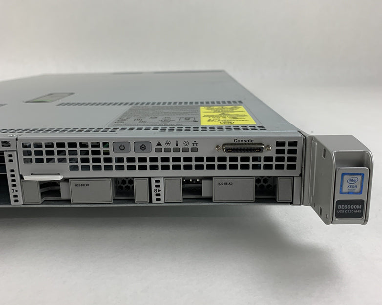 Cisco UCSC-C220-M4S Server 1x Xeon E5-2630 V3 2.4 GHz 32 GB RAM No OS No HDD