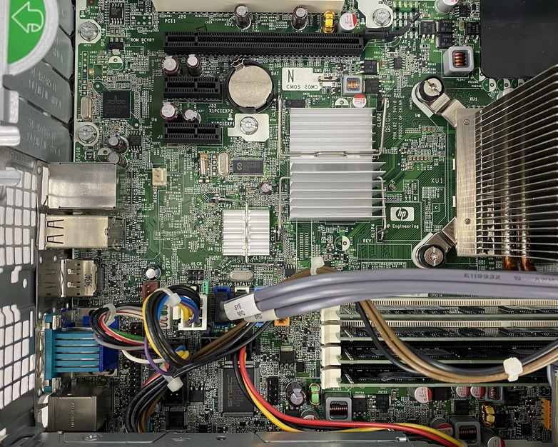 HP Compaq 6005 Pro SFF AMD Athlon 2 x2 B24 3.00GHz 8GB RAM No HDD No OS