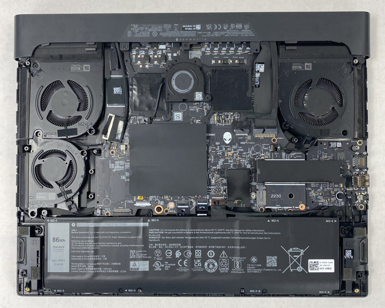 Alienware M16 R1 Core i9-13900HX 1.48 GHz 16 GB RAM RTX 4070 16" No HDD No OS