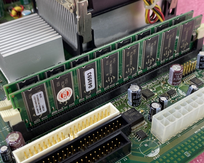 Intel S845WD1-E Motherboard Intel Pentium 4 2.53 GHz 1 GB RAM w/Shield