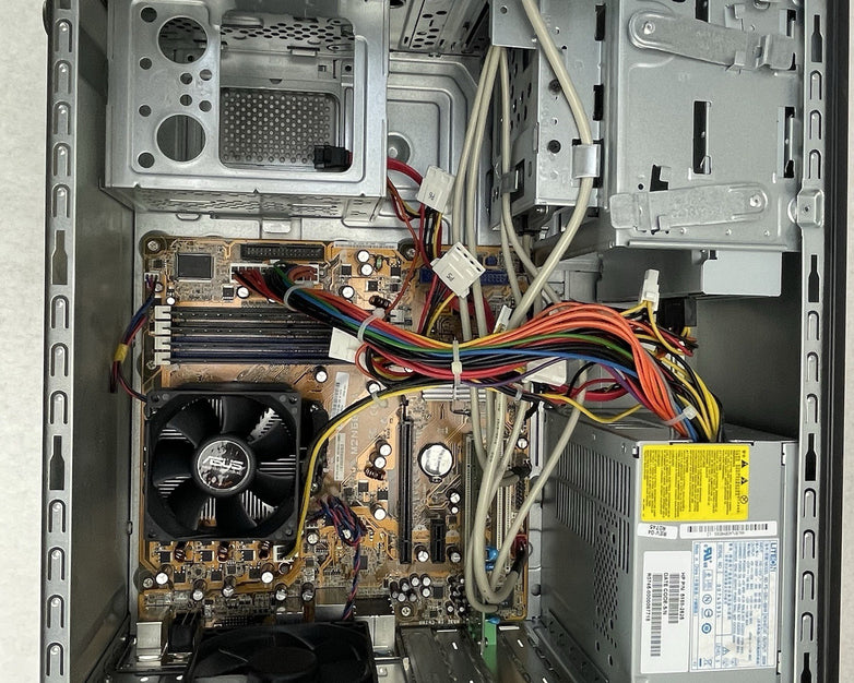 HP Pavilion a6330f MT AMD Athlon 64 8L 5600+ 2.80 GHz 3 GB DVD-RW No HDD No OS