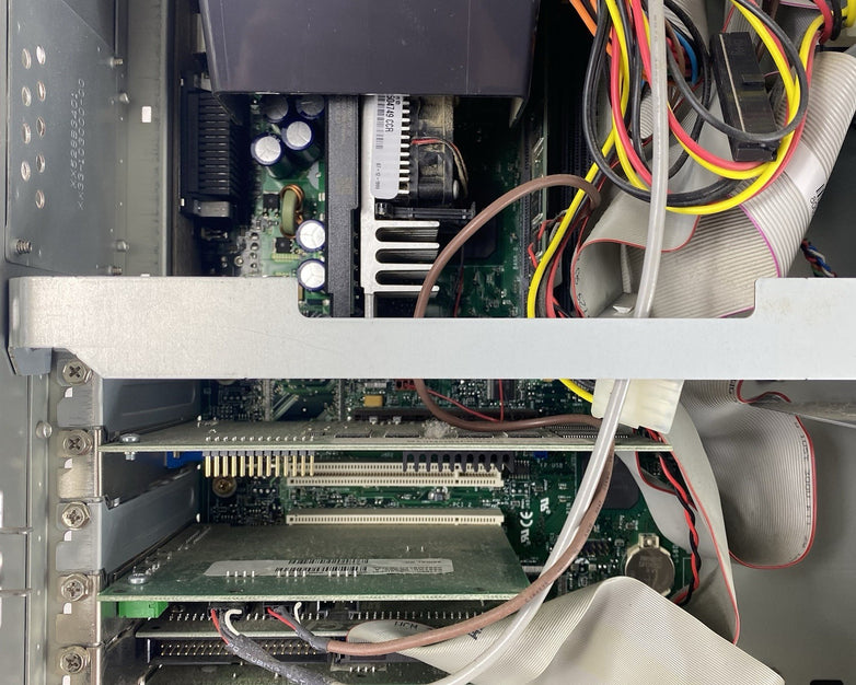 Gateway TBR3 550 PIII Pentium III 550MHz 128MB RAM No HDD No OS